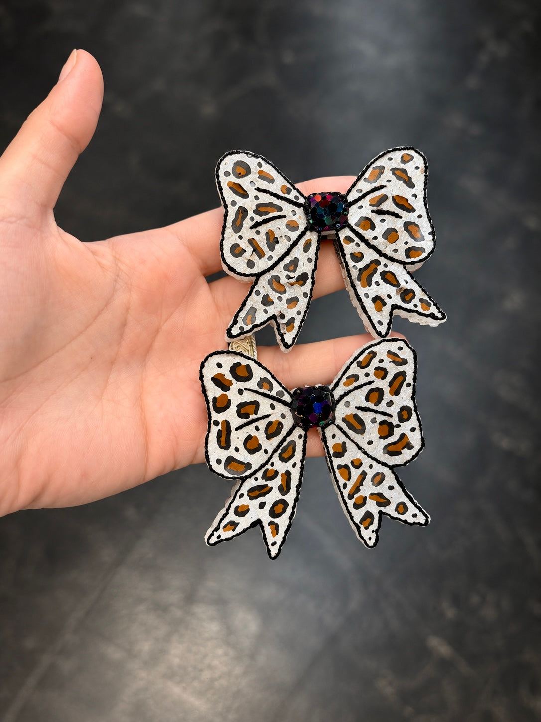Cheetah - bow / brown & black vent clip set