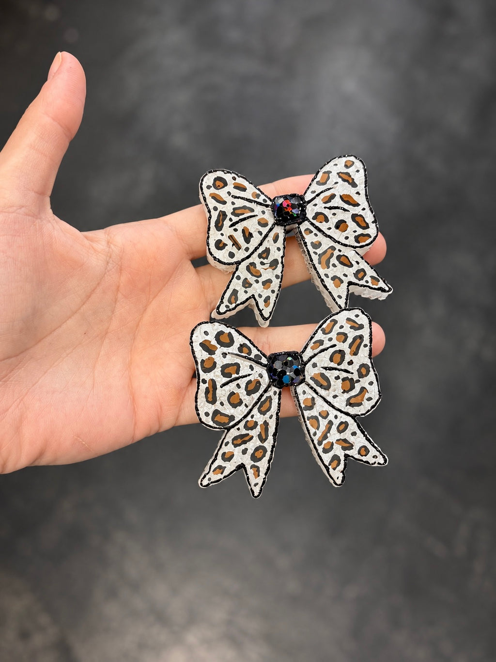 Cheetah - bow / brown & black vent clip set