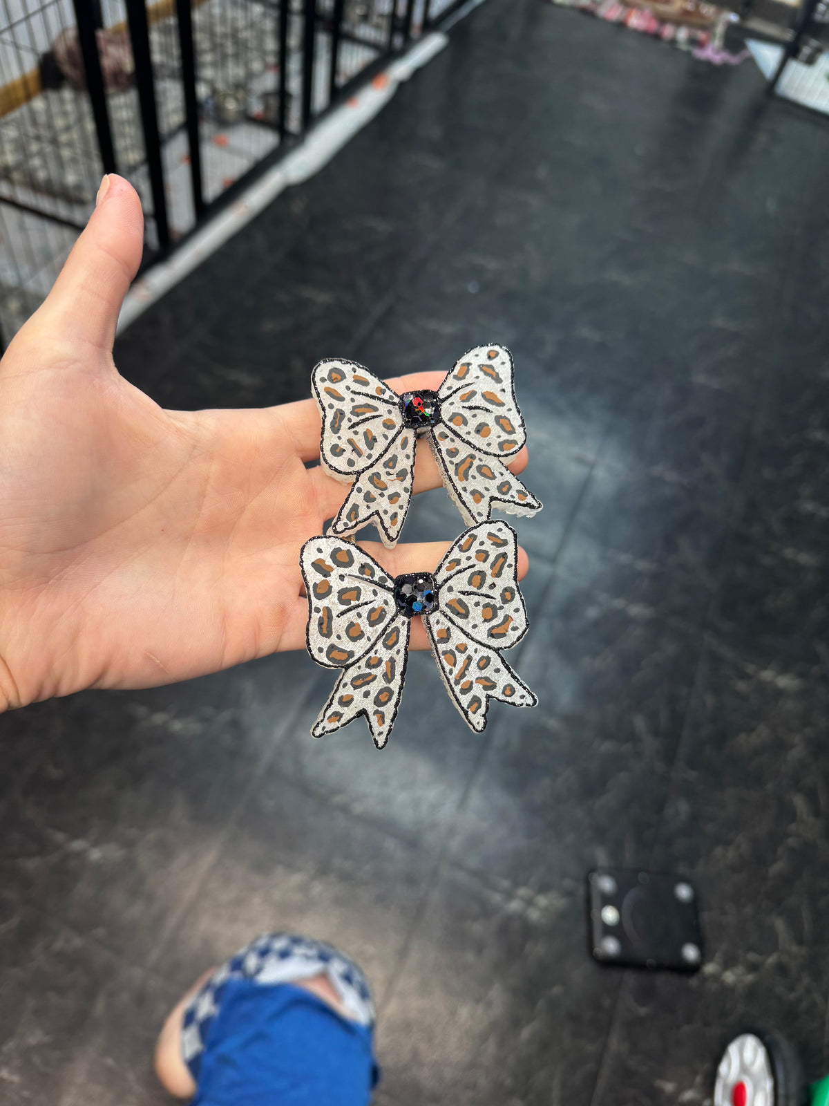 Cheetah - bow / brown & black vent clip set